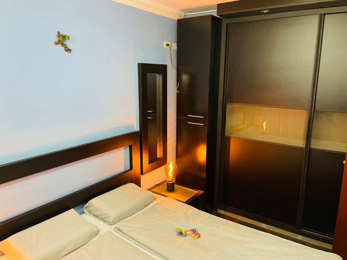 Lizards Lounge - Tanife Apartment Beim Yumbo Playa del Ingles  Bagian luar foto